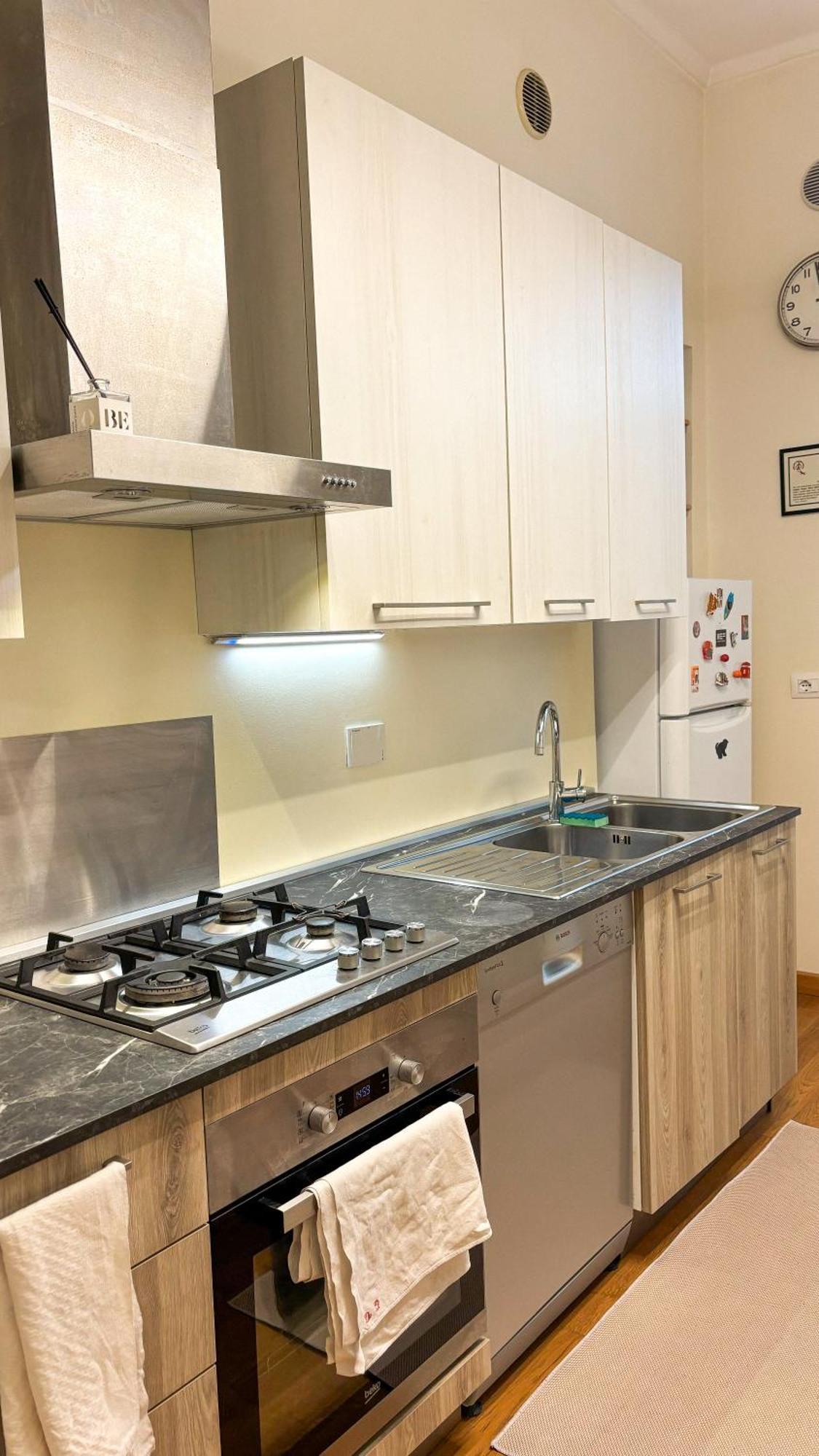 Appartamento Solare A 2 Passi Dal Centro 都灵 外观 照片