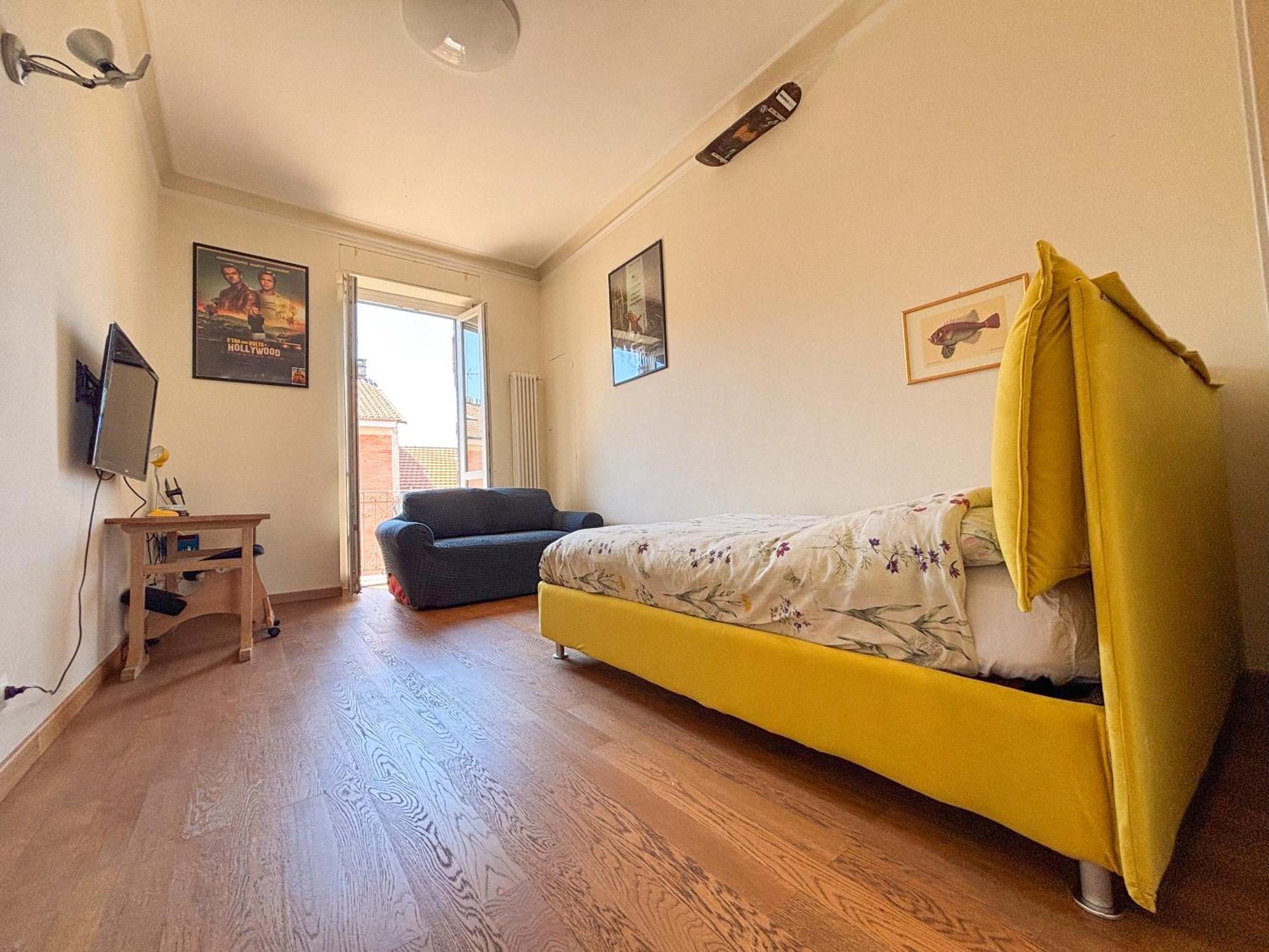 Appartamento Solare A 2 Passi Dal Centro 都灵 外观 照片